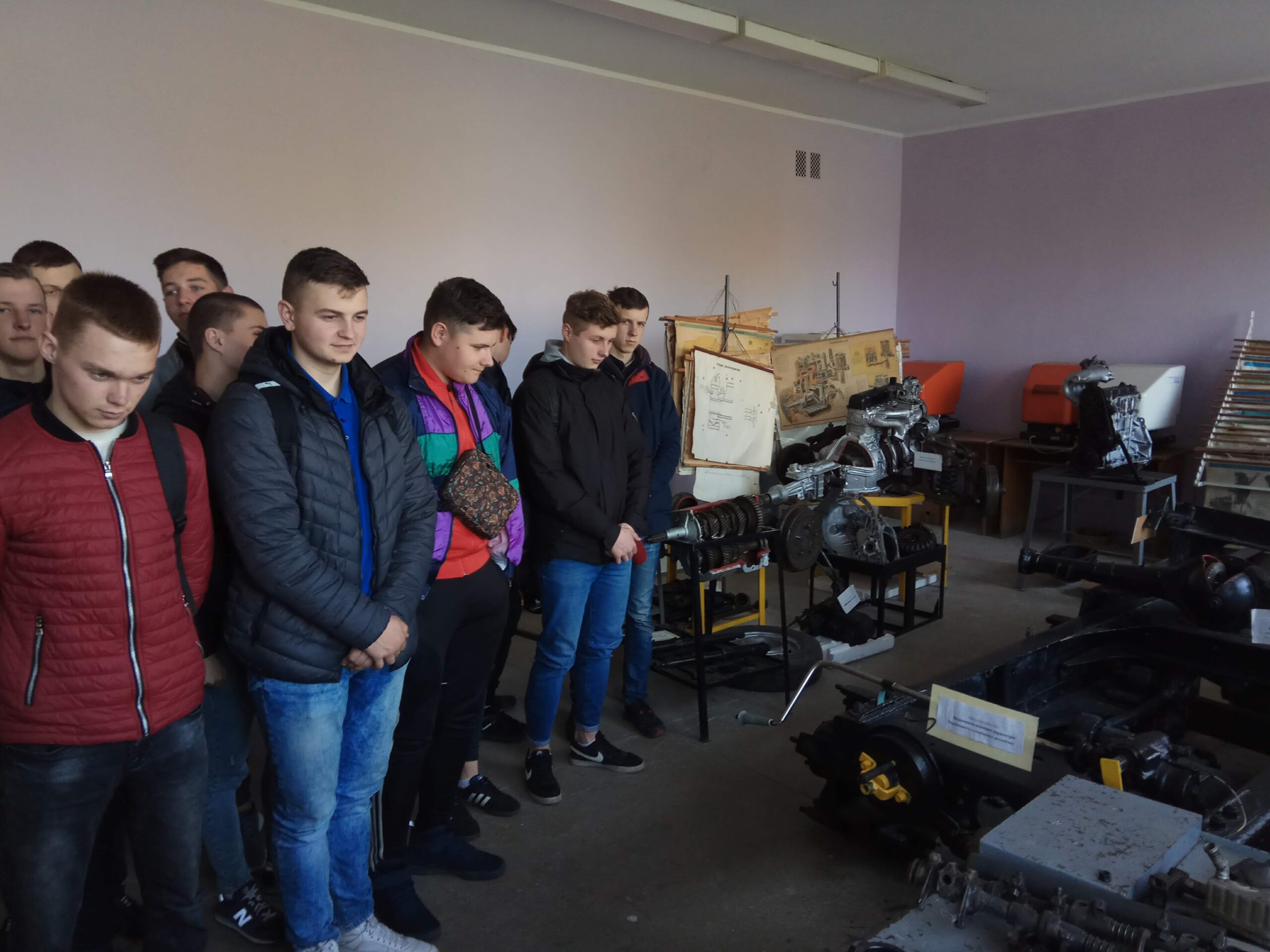 Майстерня двигунів